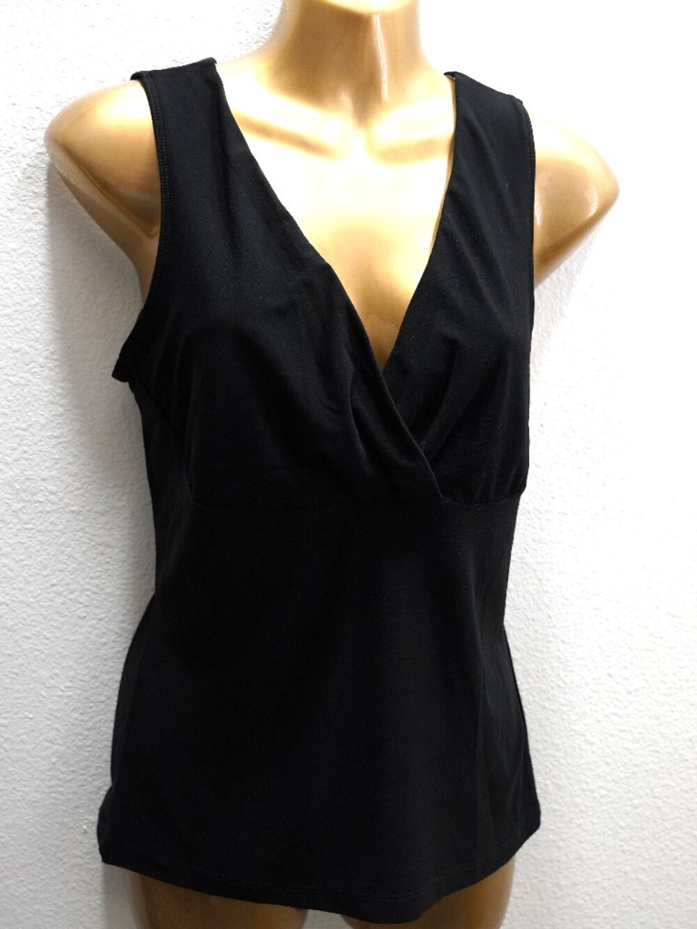 White House BLack Market Empire Black Neck Tie Top size M